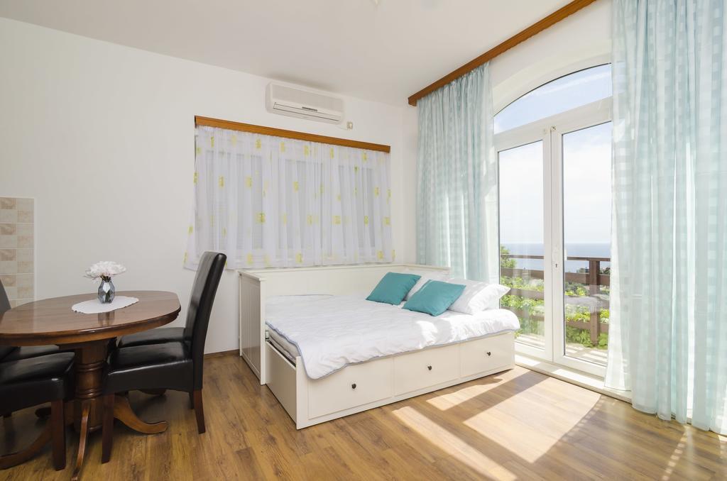 Guest House Kalauz Dubrovnik Exterior photo